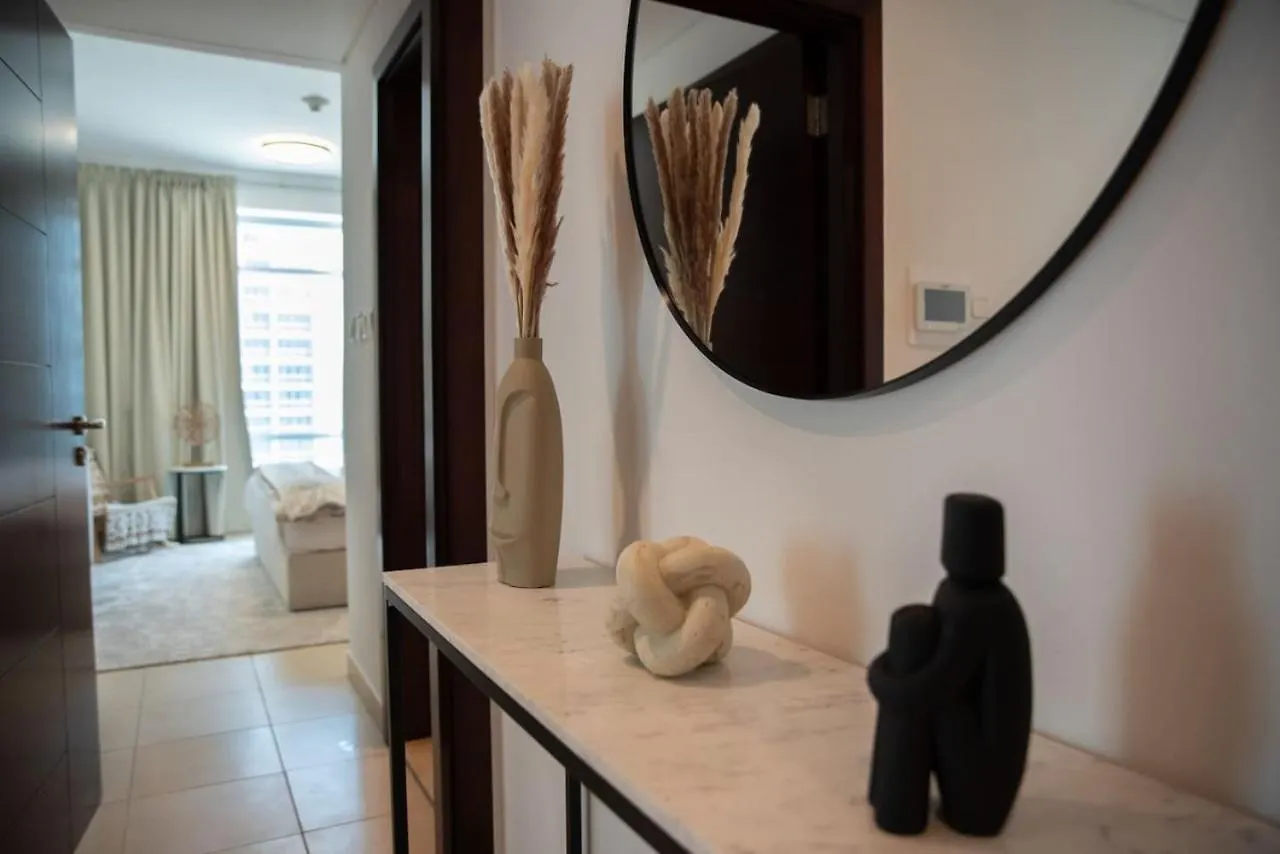Trendy 1 Bed Getaway In The Heart Of Downtown Apartment Dubai